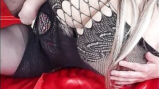 Mhmm Susi in black fishnet pantyhose