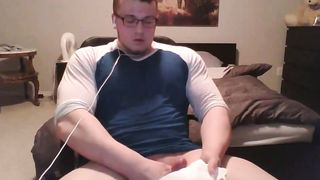 Muscle Nerd Jerk Off & Cum