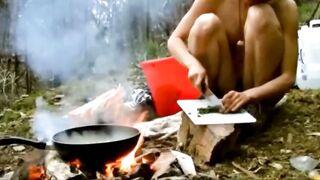 Living  in the Australian Bush as a Naturist