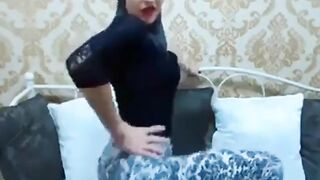 Sexy Paki Slut On Cam!