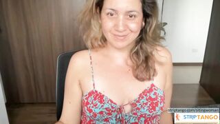 sitingwoman Online sex chat at stripTango