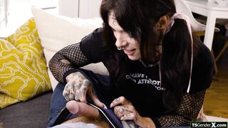 Goth tgirl Amy Nosferatu sucks roommate