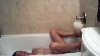 Sexy Slut Gets Off In The Bathtub