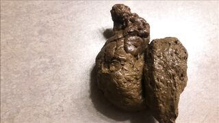 bizarropornos.com - Counter Poop Close up With Farts